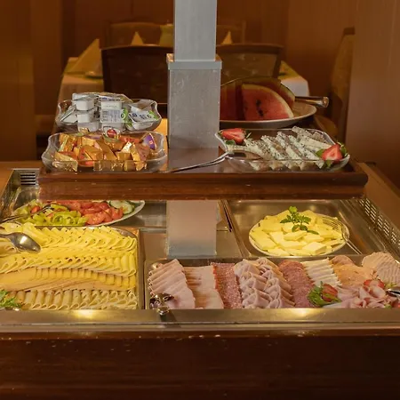 帕里斯酒店 酒店 3*