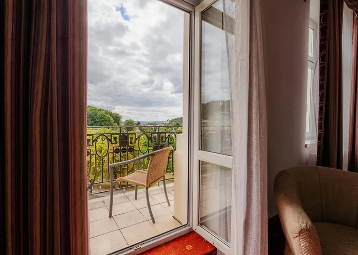Paris 3* Mariańskie Łaźnie