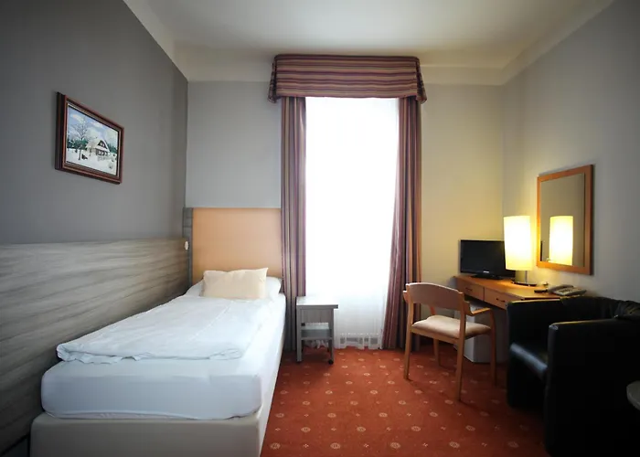Paris 3* Марианске-Лазне